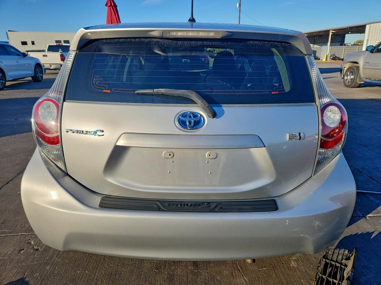 2014 Toyota Prius C VIN: JTDKDTB33E1561977 Lot: 94078535