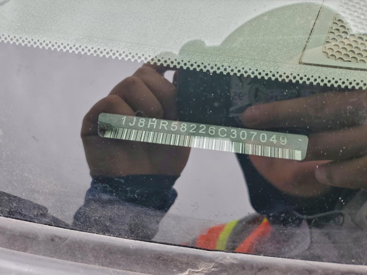 2006 Jeep Grand Cherokee Limited VIN: 1J8HR58226C307049 Lot: 93085685