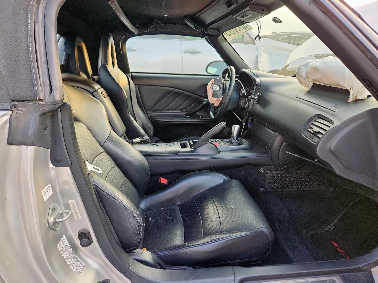 2002 Honda S2000 VIN: JHMAP114X2T000269 Lot: 92760175