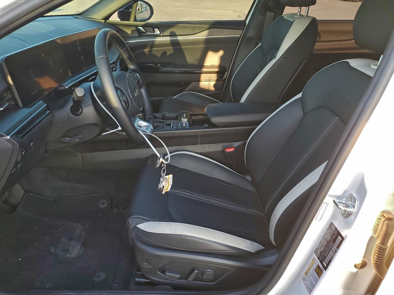 2025 Kia K5 Gt Line VIN: KNAG64J77S5301514 Lot: 94265015