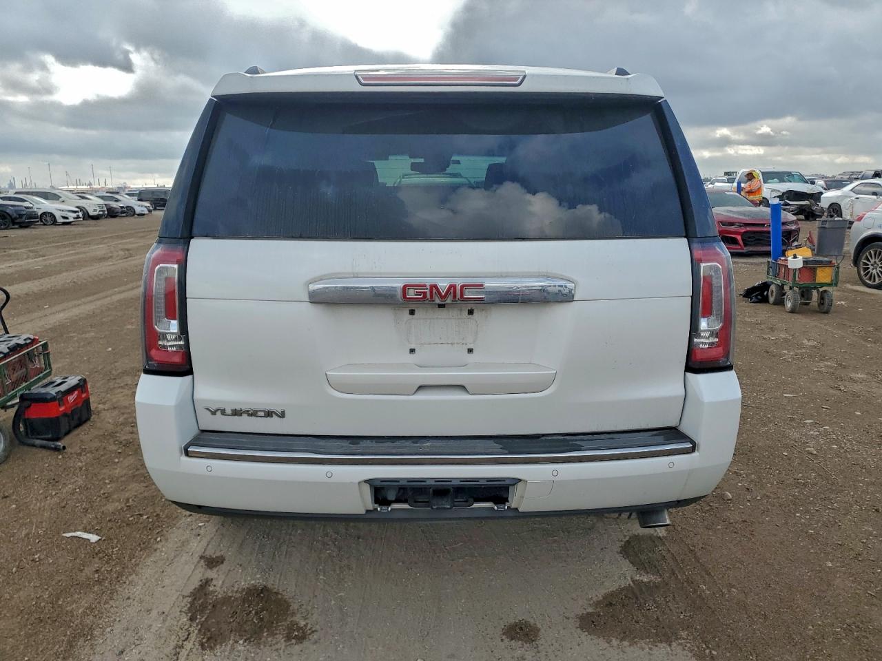 2018 GMC Yukon Denali VIN: 1GKS2CKJ4JR391374 Lot: 93867465