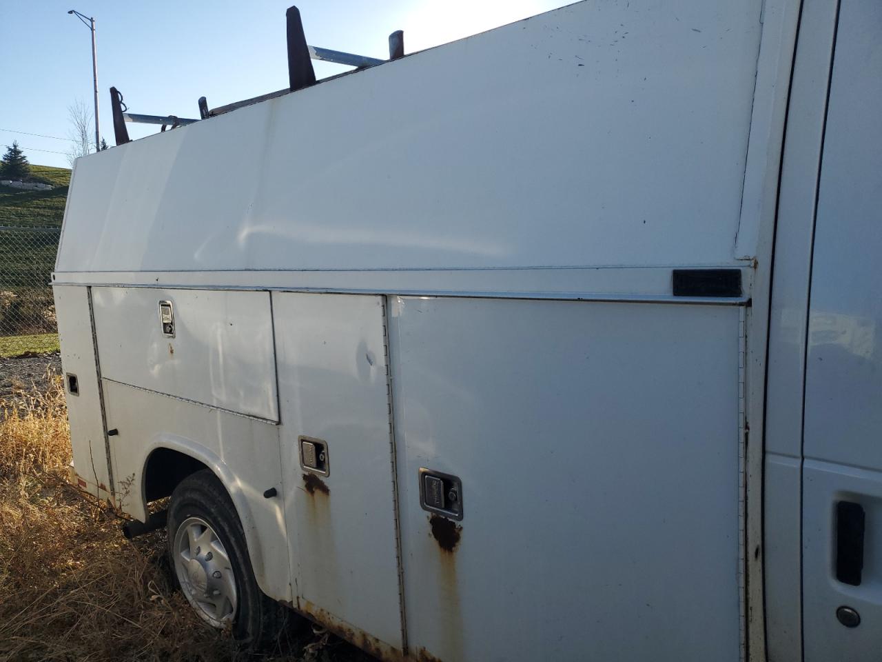 2010 Ford E350 Utility / Service Truck VIN: 1FDSE3FL0ADA48908 Lot: 92641185