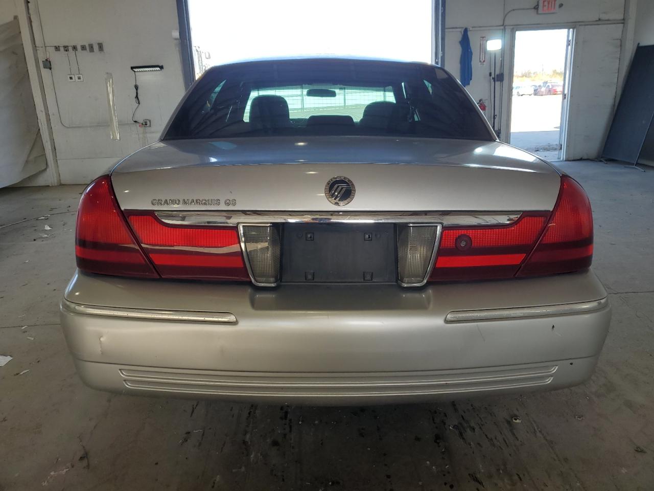 2004 Mercury Grand Marquis Gs VIN: 2MEFM74W74X623434 Lot: 92672305