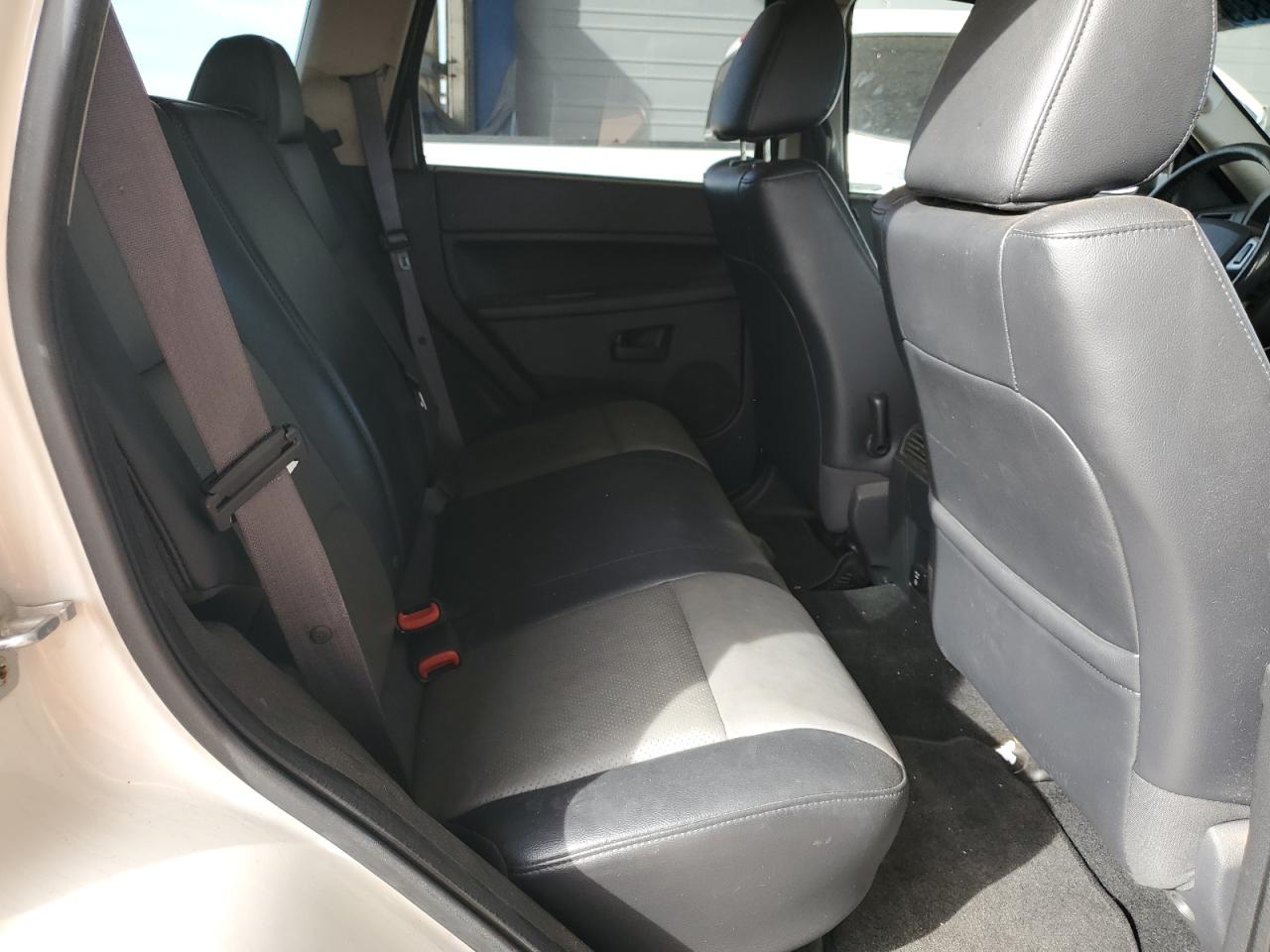 2008 Jeep Grand Cherokee Laredo VIN: 1J8GR48K98C195780 Lot: 90733965