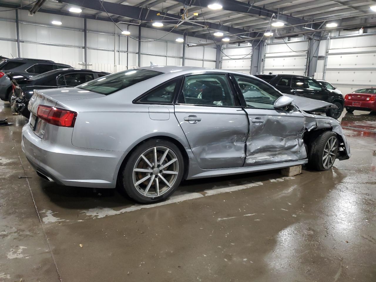 Фото: WAUH2AFC1HN067528