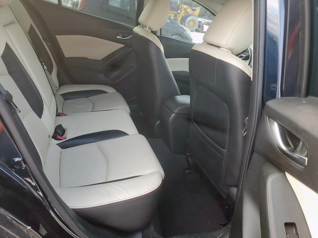 2016 Mazda 3 Grand Touring VIN: JM1BM1N32G1338137 Lot: 92852235