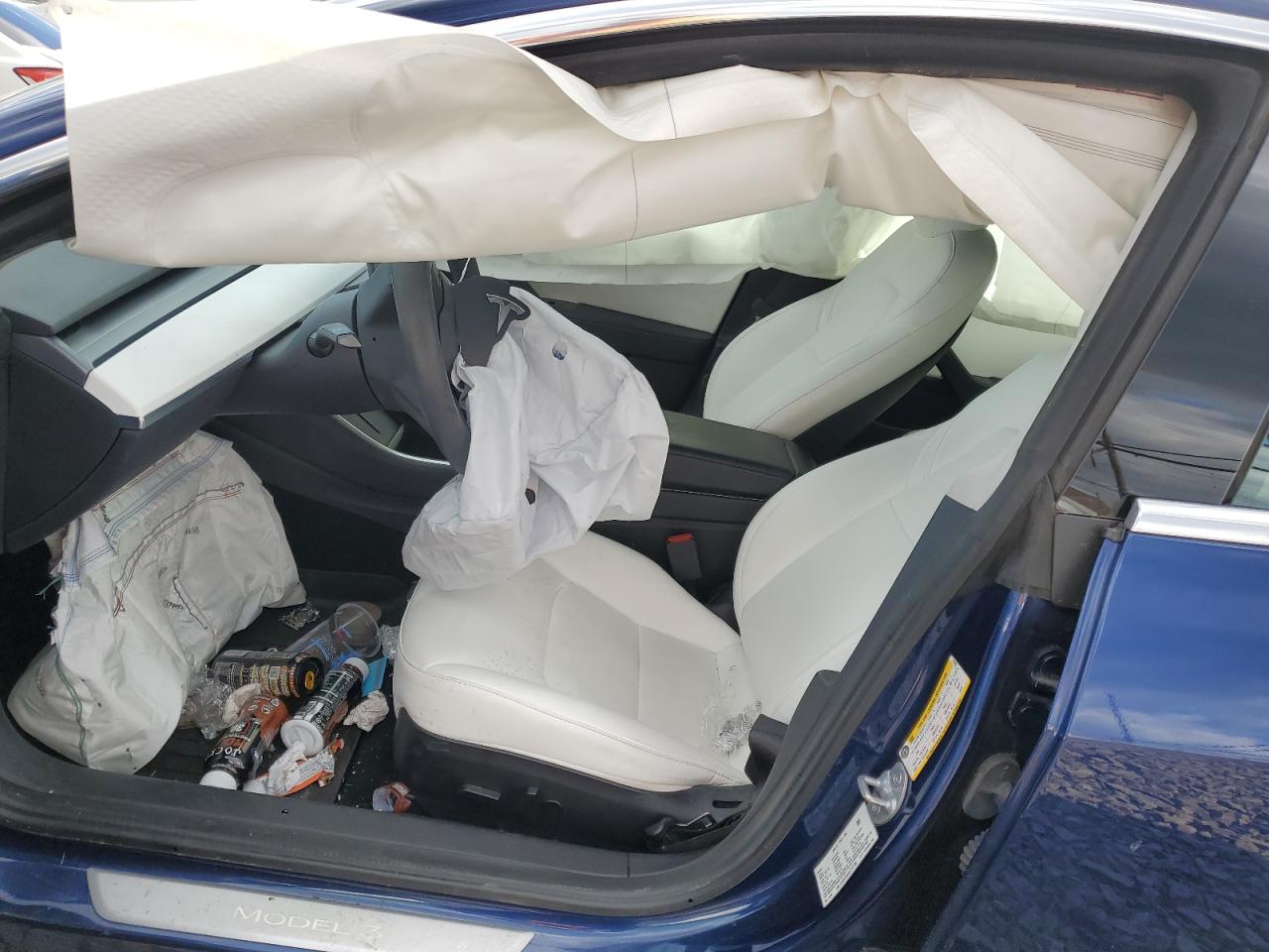 2020 Tesla Model 3 VIN: 5YJ3E1EA9LF797702 Lot: 92700985