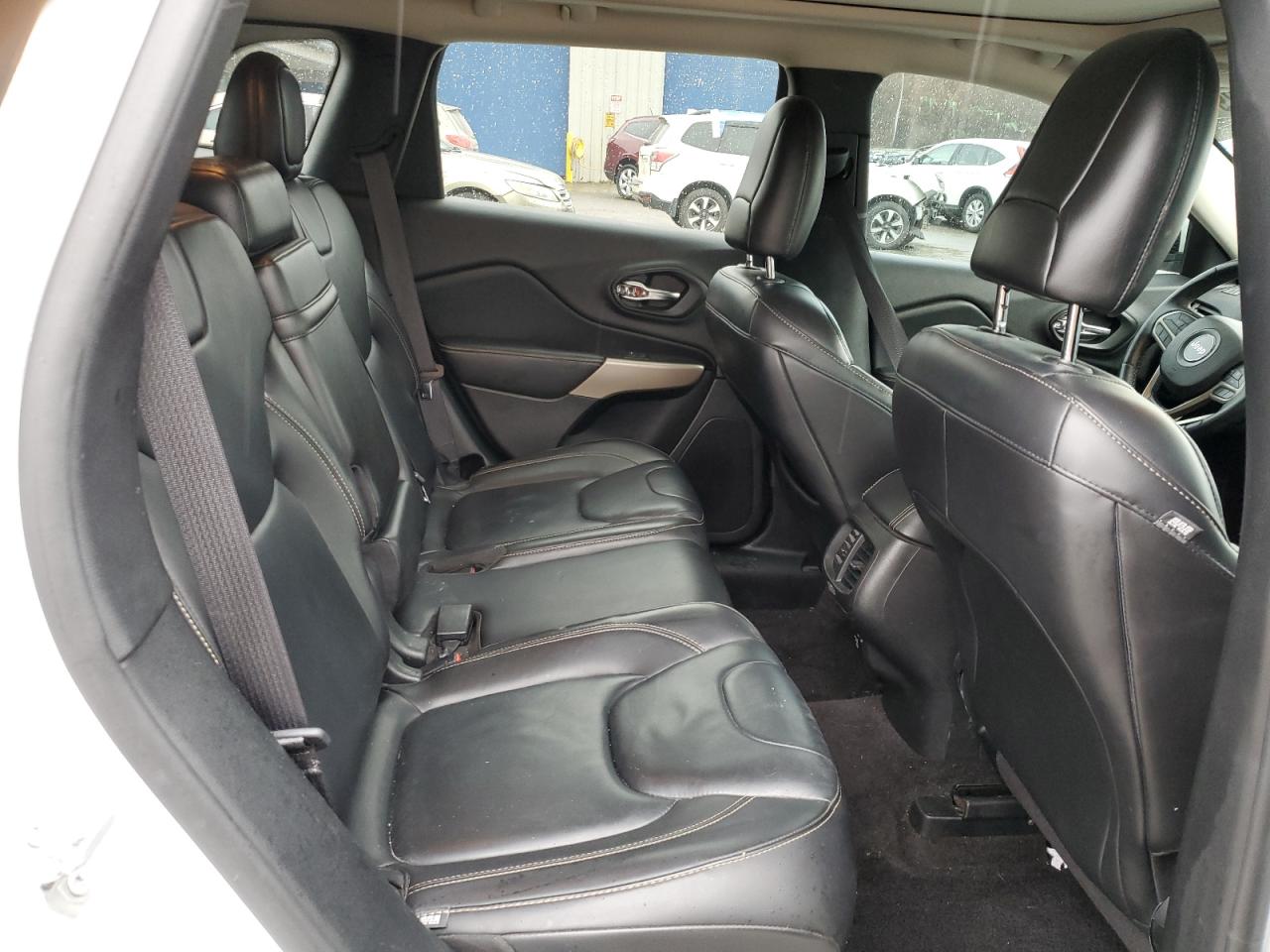 2017 Jeep Cherokee Limited VIN: 1C4PJMDS8HD225981 Lot: 92852295