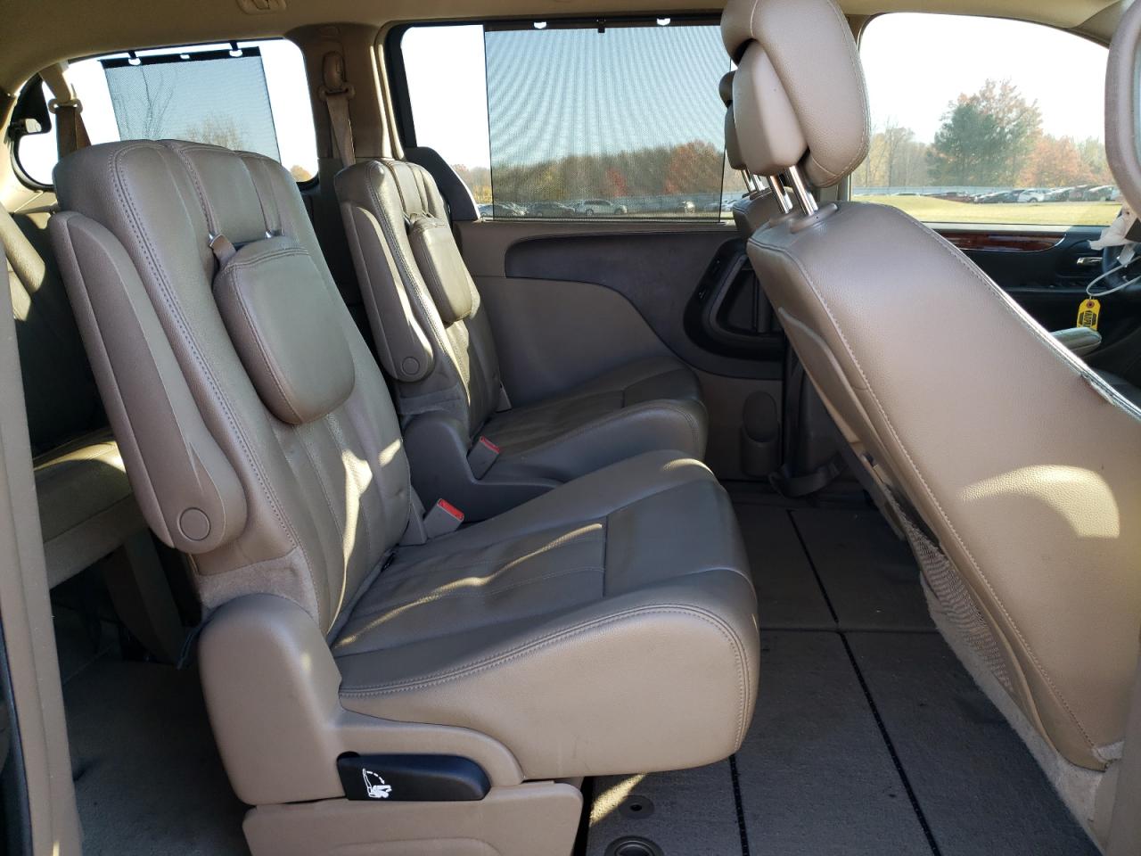 2013 Chrysler Town & Country Touring L VIN: 2C4RC1CG3DR590137 Lot: 91846405