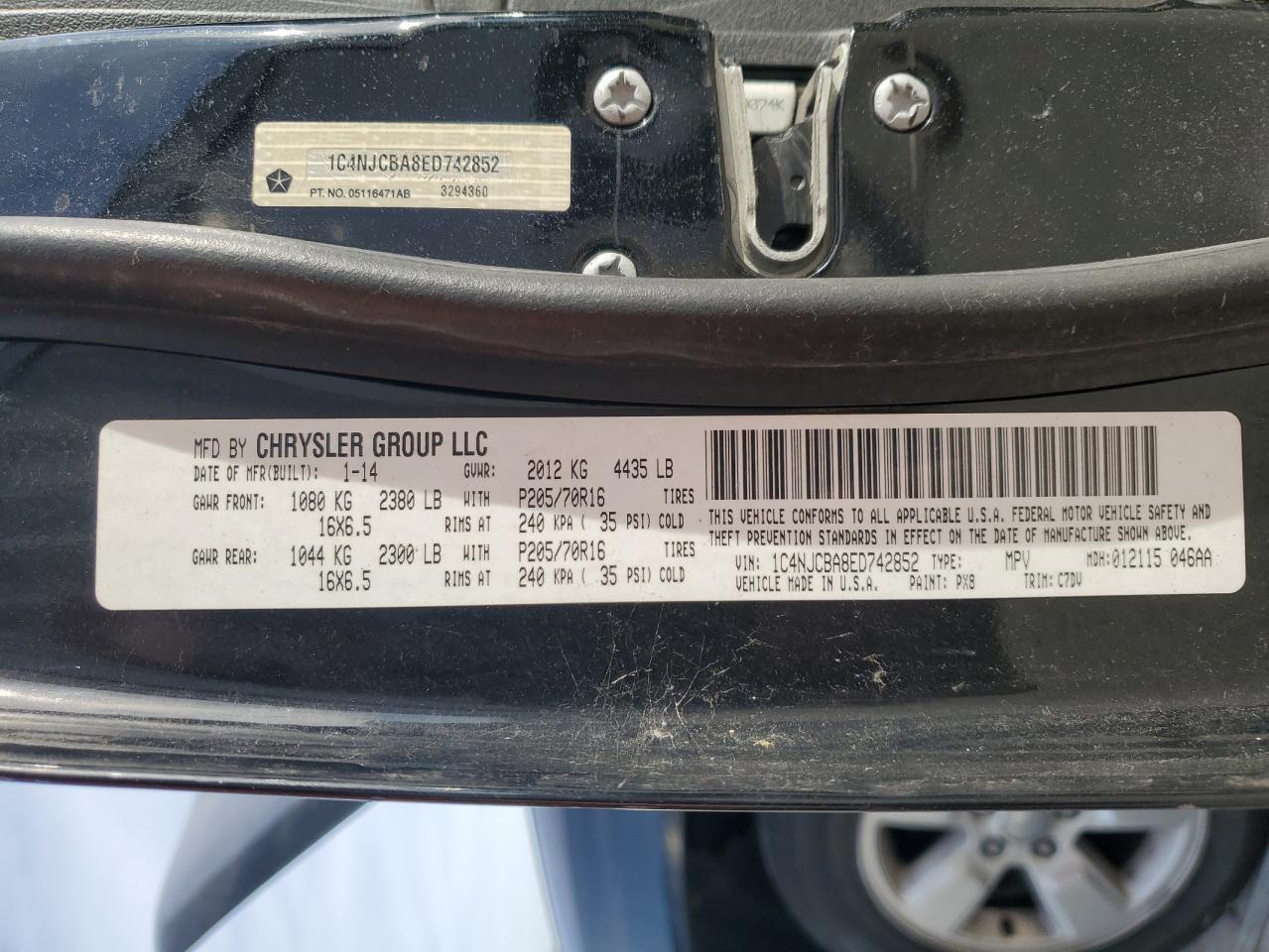 2014 Jeep Compass Sport VIN: 1C4NJCBA8ED742852 Lot: 90666095