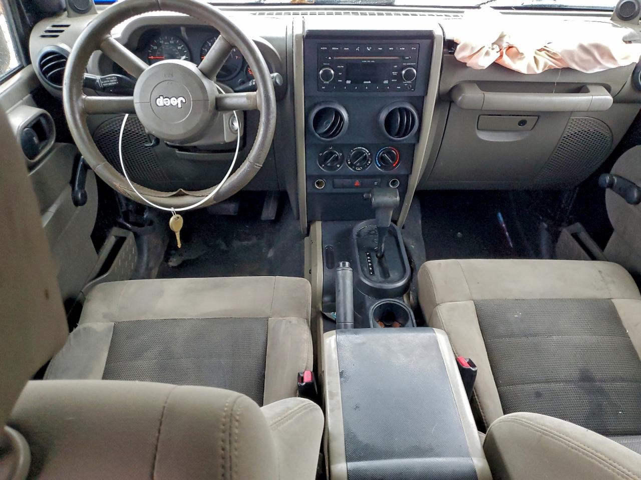 2008 Jeep Wrangler Unlimited X VIN: 1J4GB39158L517868 Lot: 93749465