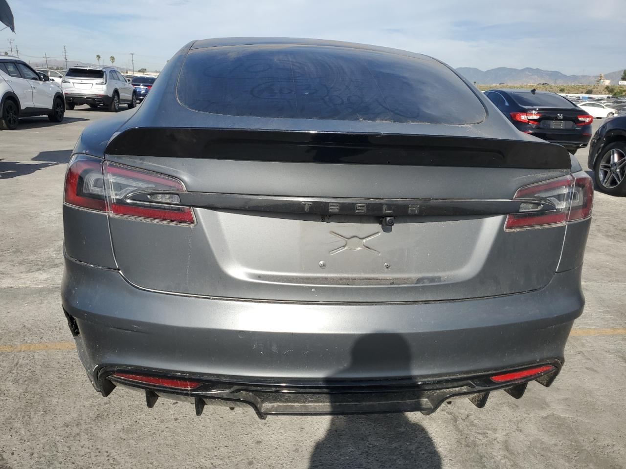 2018 Tesla Model S VIN: 5YJSA1E23JF267660 Lot: 91899385