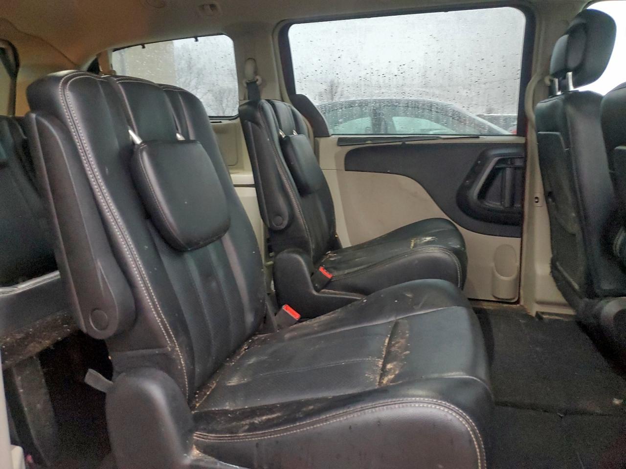 2015 Chrysler Town & Country Touring L VIN: 2C4RC1CG6FR547771 Lot: 94049325