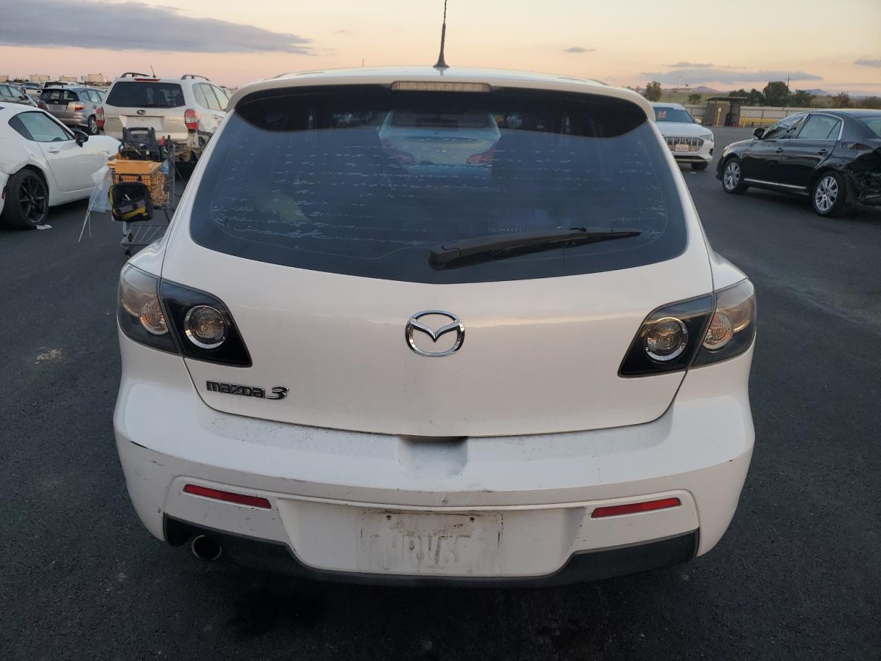 2008 Mazda 3 Hatchback VIN: JM1BK344X81870104 Lot: 91936605