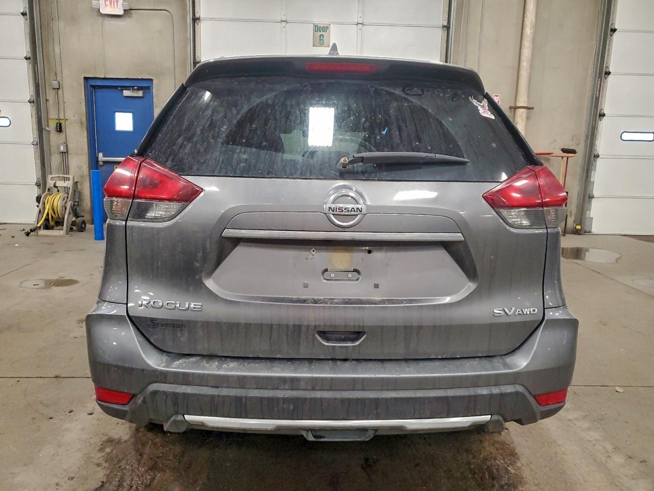 2018 Nissan Rogue S VIN: JN8AT2MV7JW301364 Lot: 94322255