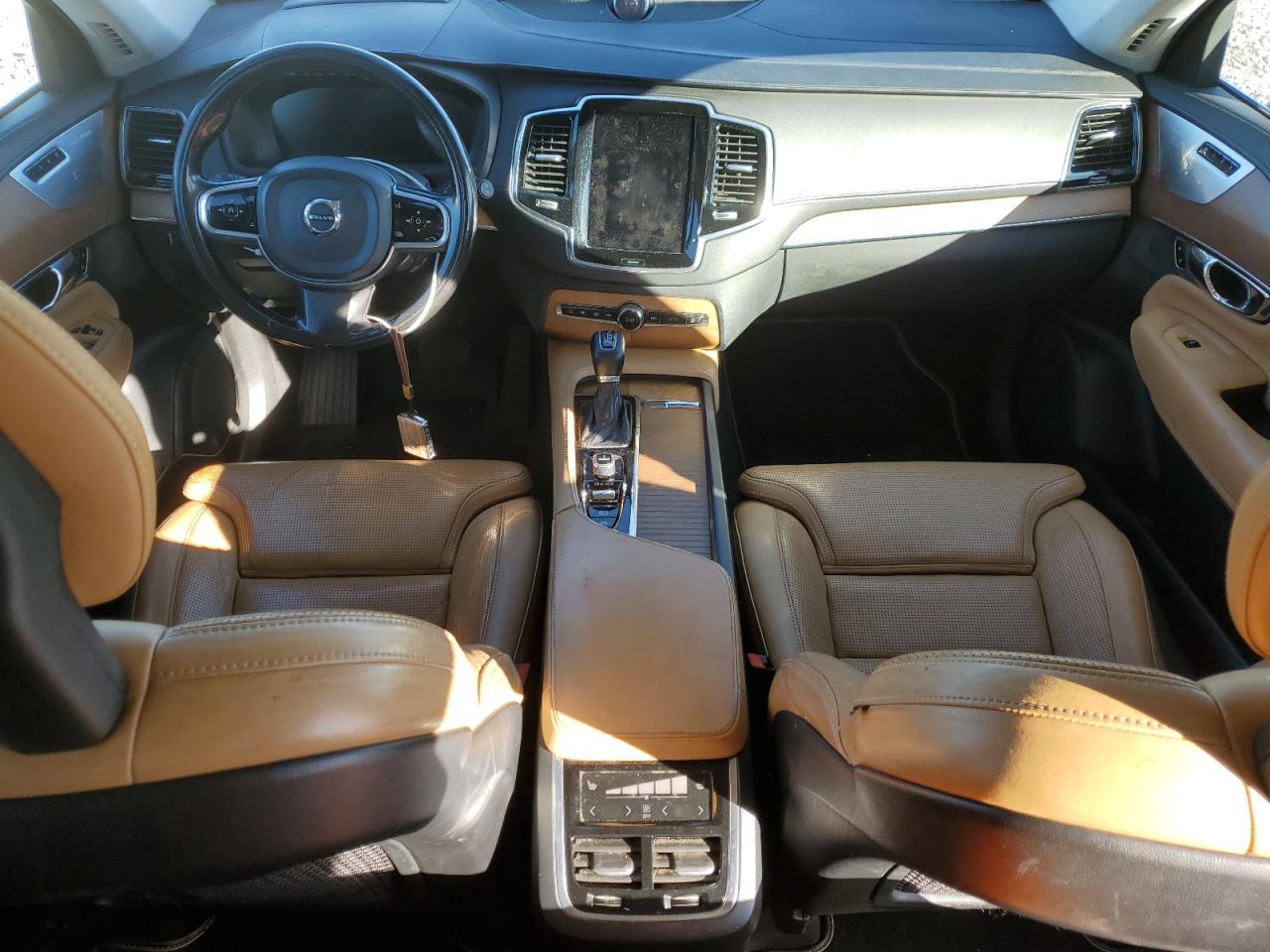 2016 Volvo Xc90 T6 VIN: YV4A22PL7G1001559 Lot: 92363185