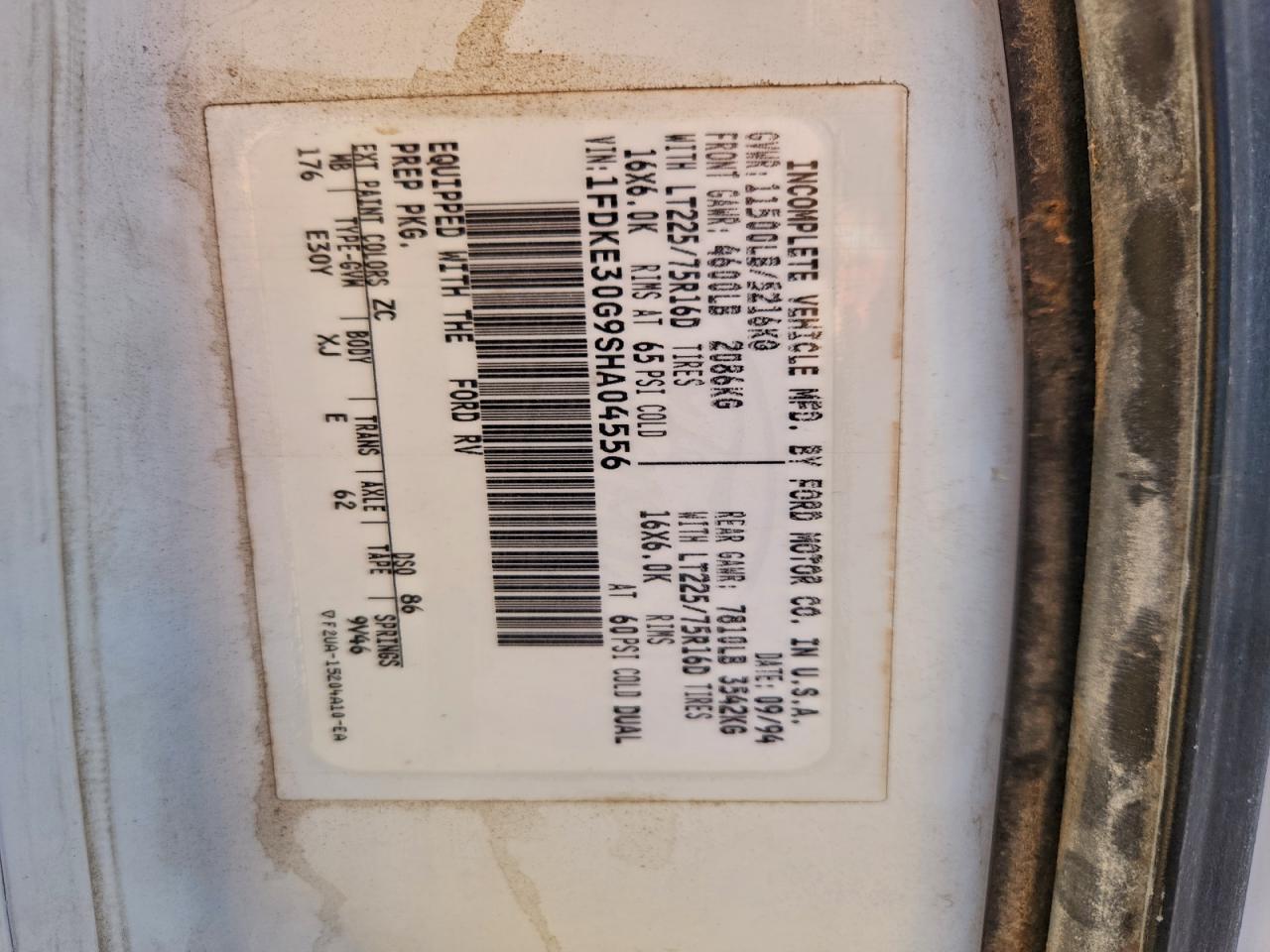 1995 Ford Econoline E350 Cutaway Van VIN: 1FDKE30G9SHA04556 Lot: 93916565