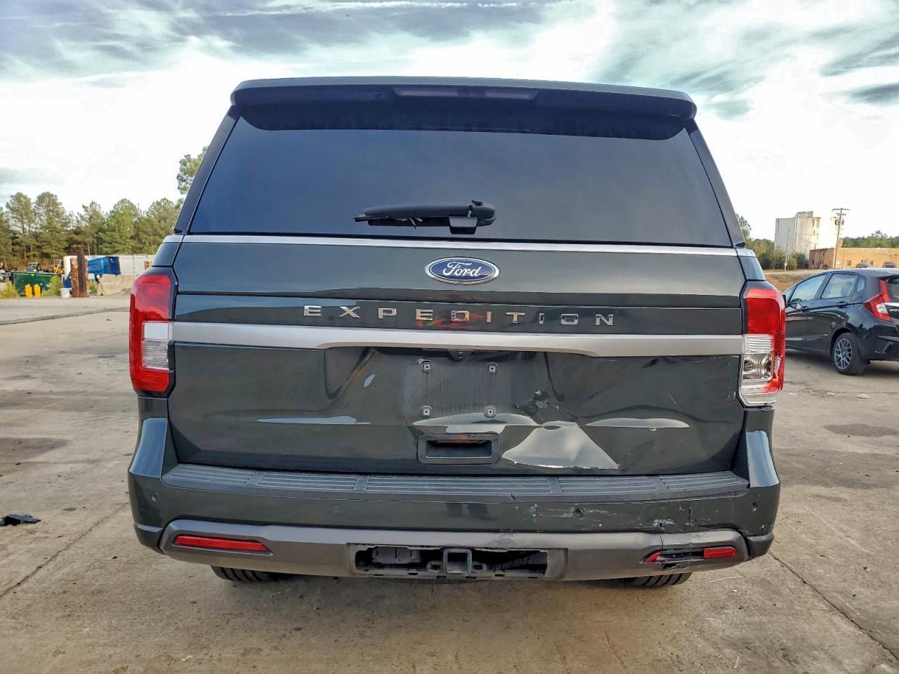 2022 Ford Expedition Xl VIN: 1FMJU1FT9NEA09382 Lot: 94144345