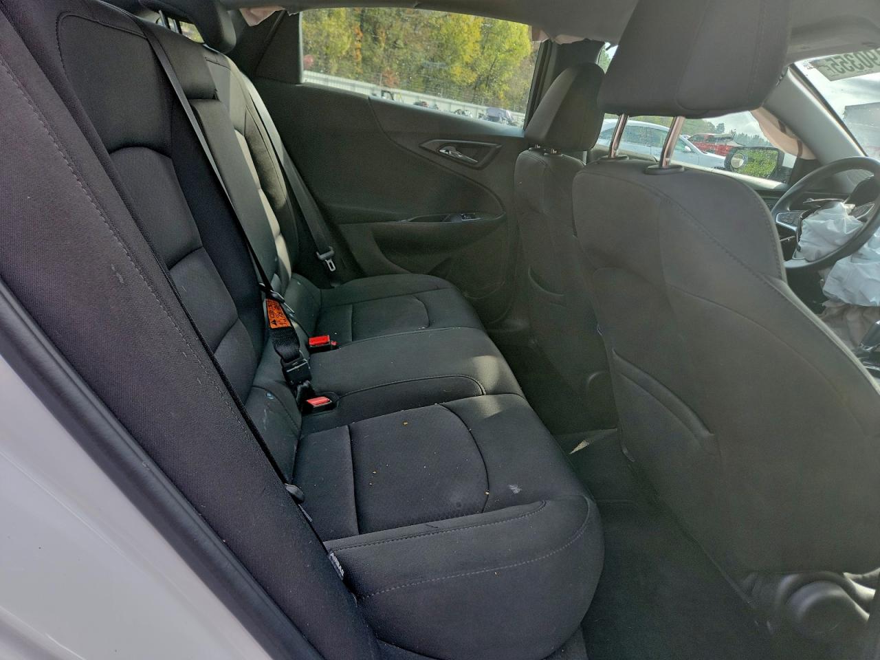 2018 Chevrolet Malibu Lt VIN: 1G1ZD5ST5JF181877 Lot: 94190355