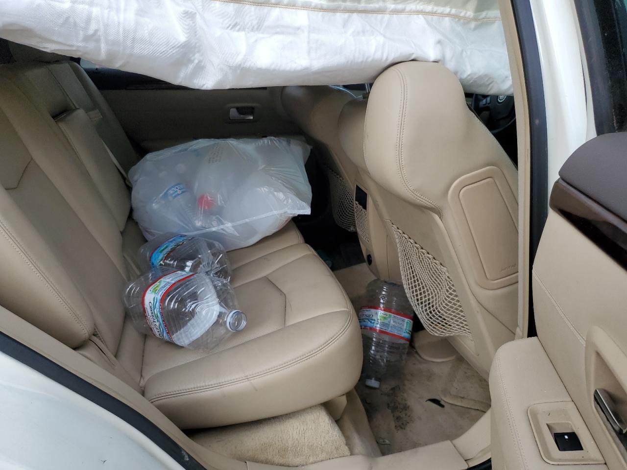 2007 Cadillac Srx VIN: 1GYEE637270142406 Lot: 93535245