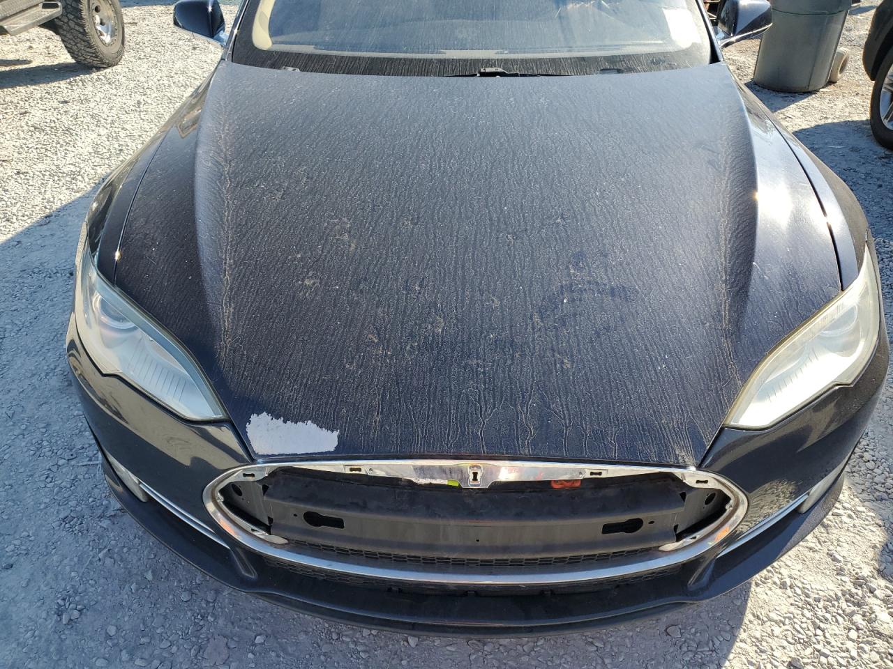 2013 Tesla Model S VIN: 5YJSA1CN1DFP24726 Lot: 93295135