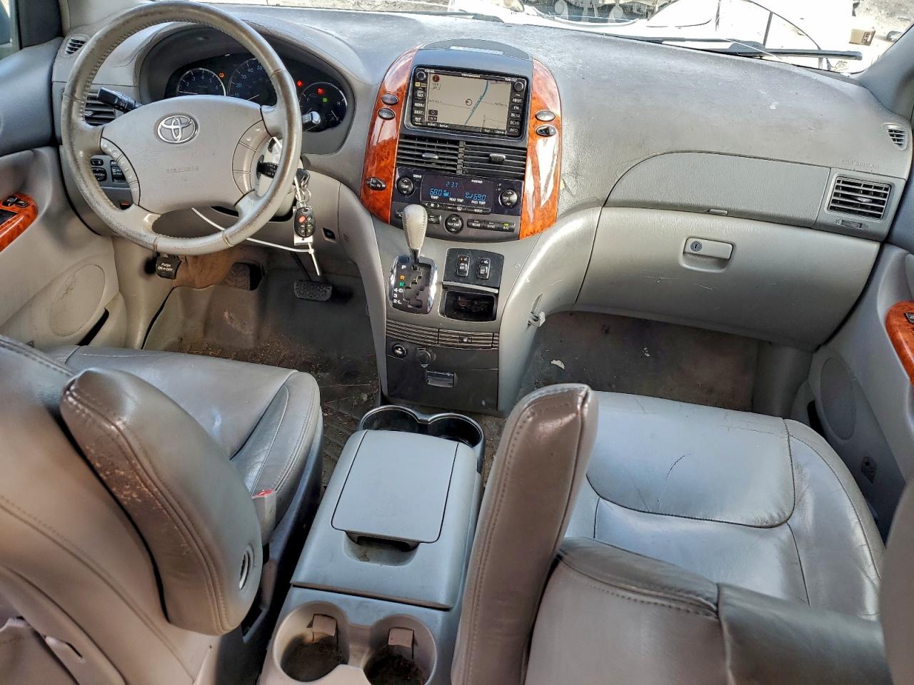 2010 Toyota Sienna Xle VIN: 5TDYK4CC8AS342174 Lot: 94334475