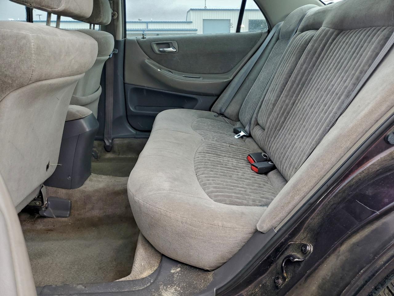 1998 Honda Accord Ex VIN: 1HGCG5654WA008891 Lot: 94146035