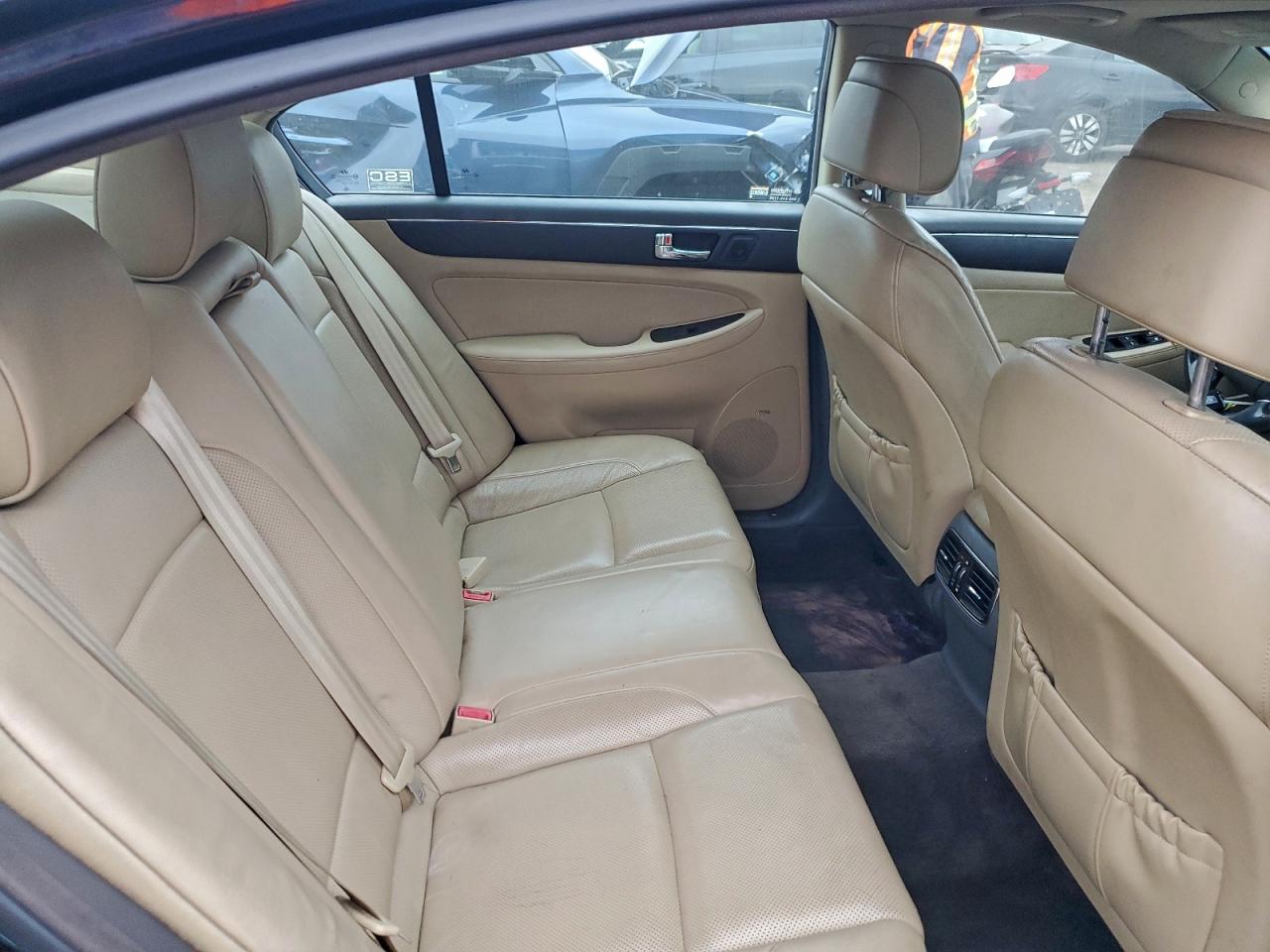 2009 Hyundai Genesis 3.8L VIN: KMHGC46E49U041135 Lot: 93652575