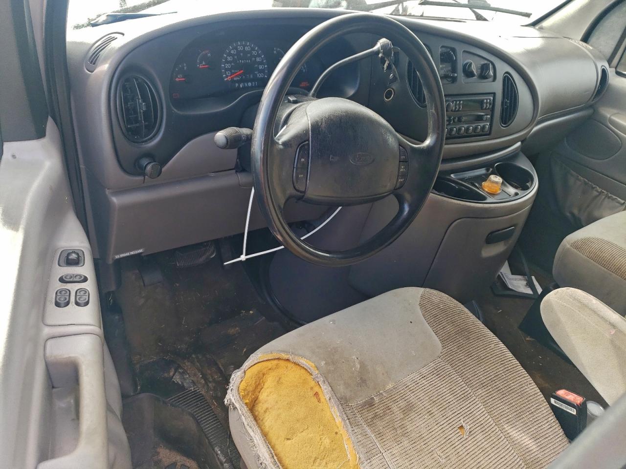 1989 Ford Econoline E350 Super Duty Wagon VIN: 1FBSS31S7XHB26702 Lot: 94426265