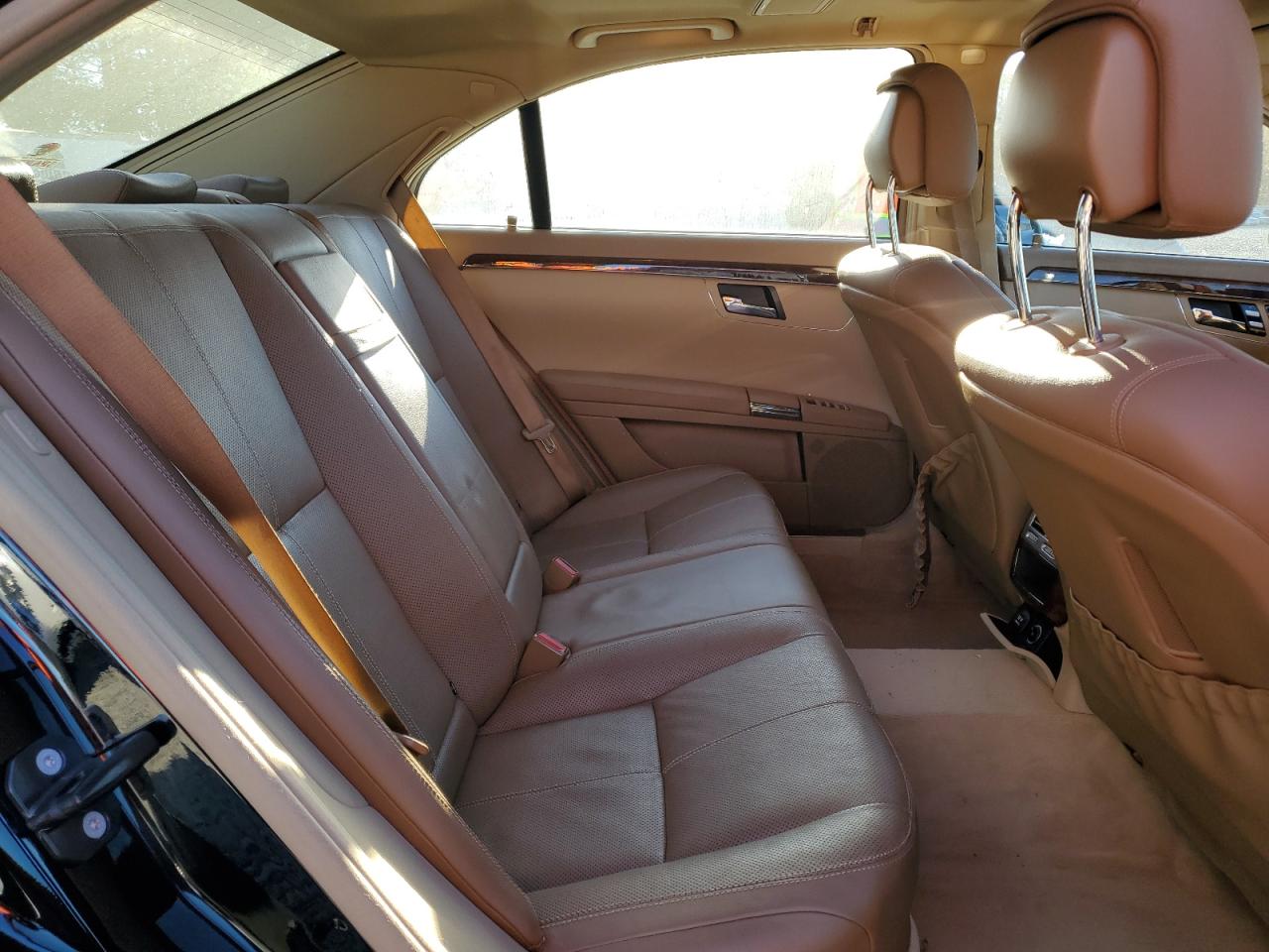 2007 Mercedes-Benz S 550 VIN: WDDNG71X07A118503 Lot: 91400885