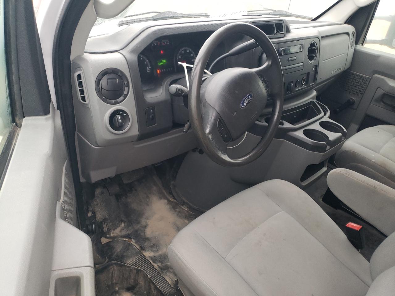 2017 Ford E350 Box Truck VIN: 1FDWE3FS8HDC23182 Lot: 92303005