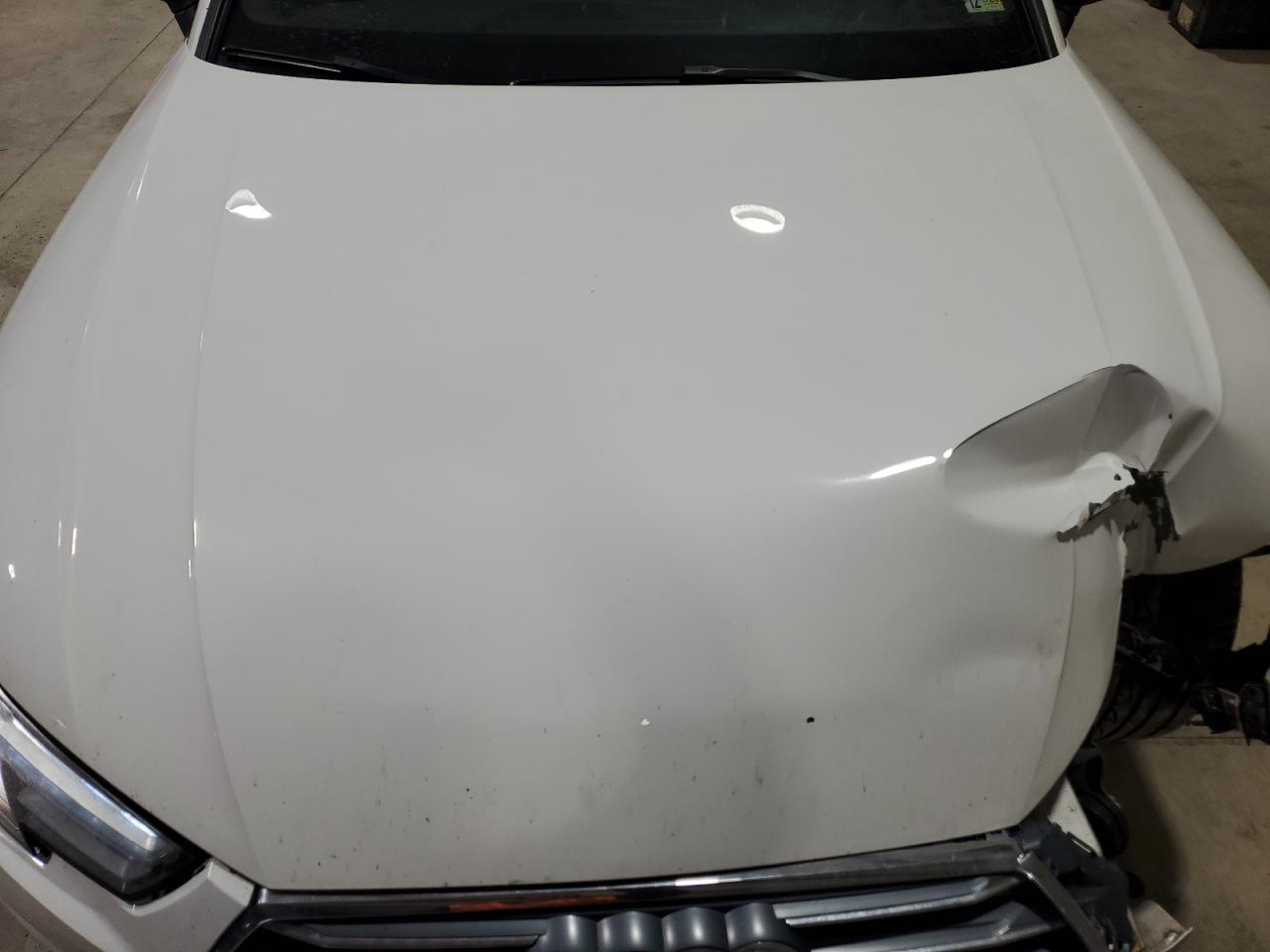 2017 Audi A4 Premium VIN: WAUANAF43HN023225 Lot: 92237255