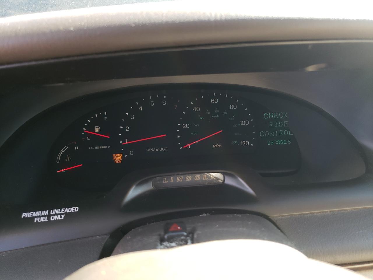 1995 Lincoln Continental VIN: 1LNLM97V0SY745547 Lot: 93216315