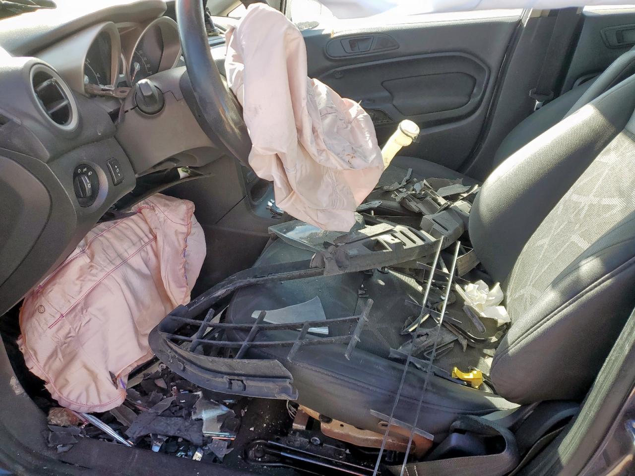 2013 Ford Fiesta Se VIN: 3FADP4EJ6DM176064 Lot: 92098615