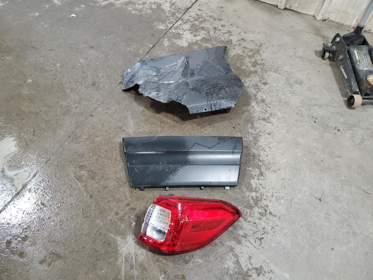 2023 Subaru Ascent Premium VIN: 4S4WMAED0P3449196 Lot: 90493135