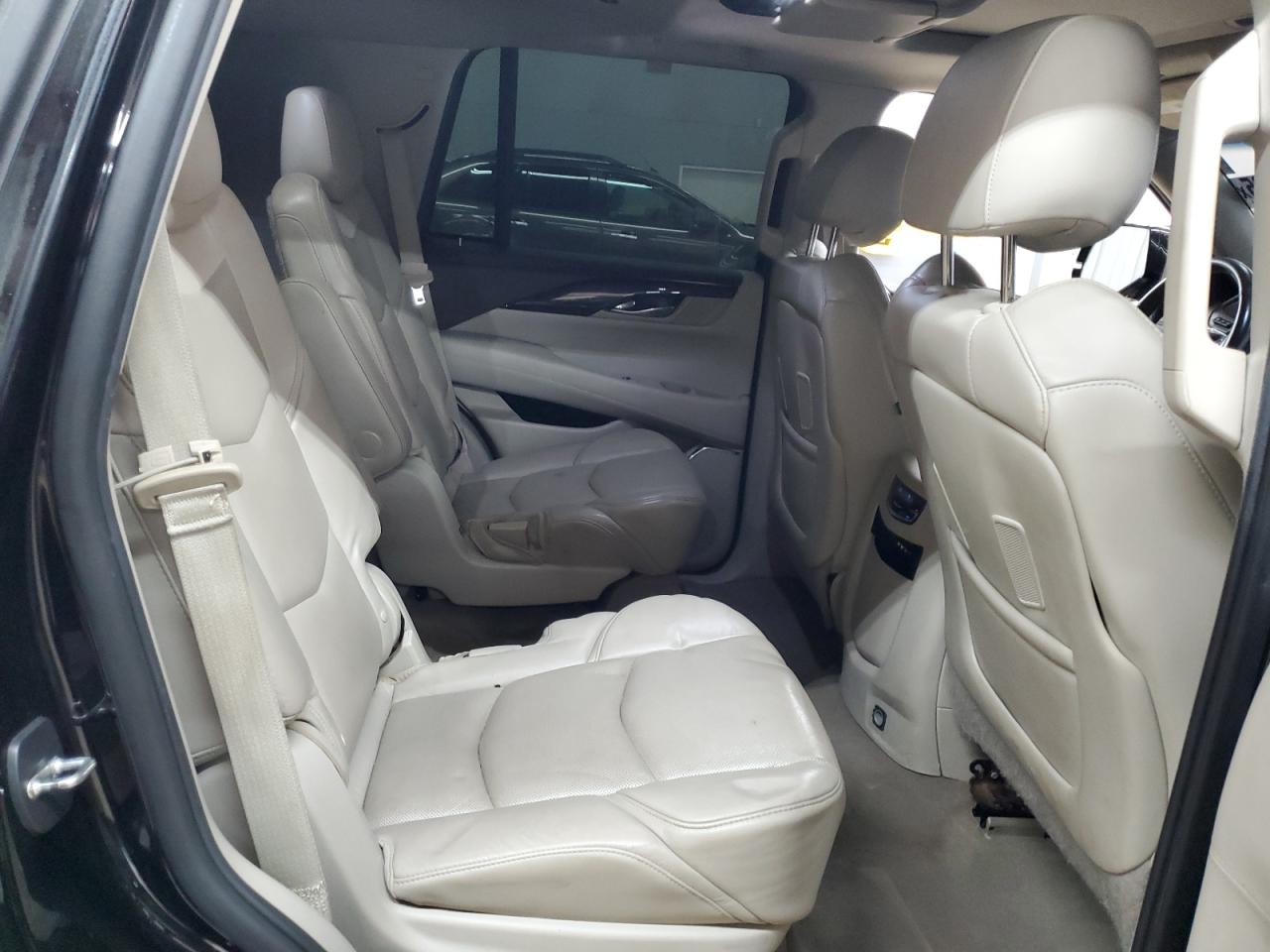 2015 Cadillac Escalade Luxury VIN: 1GYS4MKJ5FR535978 Lot: 92429325
