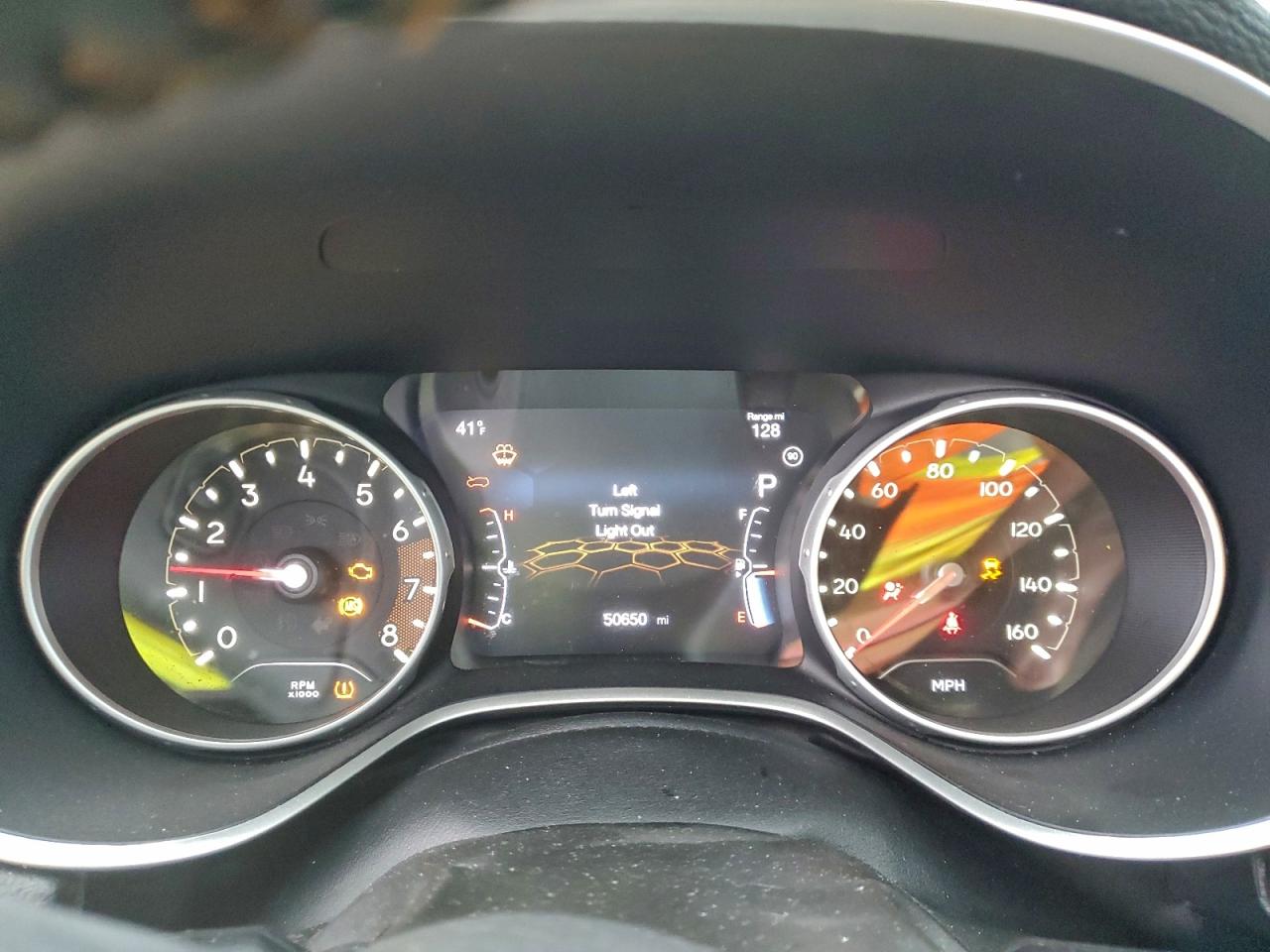 2019 Jeep Compass Latitude VIN: 3C4NJCBB2KT692710 Lot: 94556005