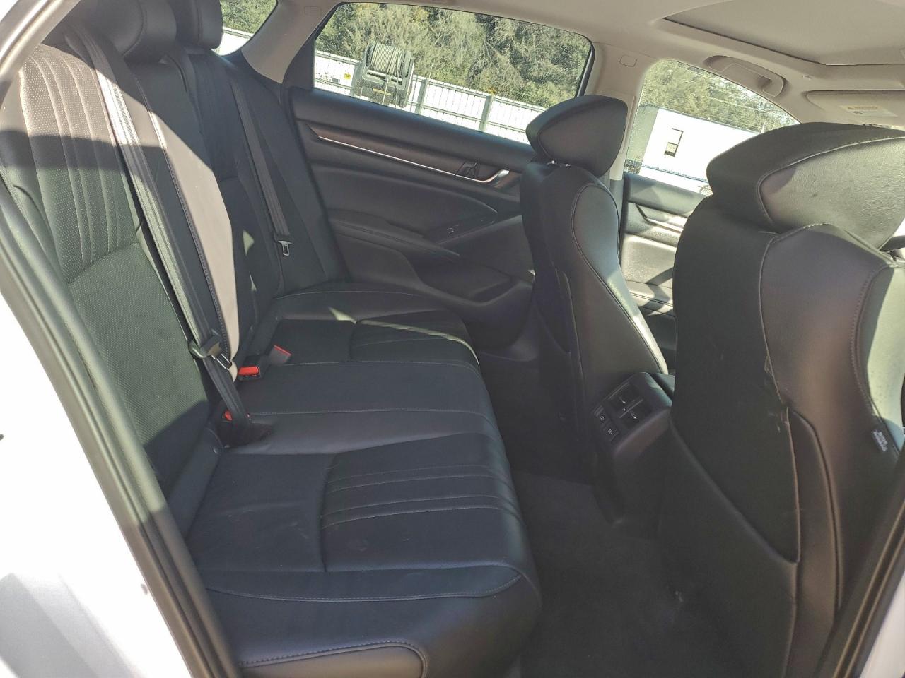 2022 Honda Accord Touring Hybrid VIN: 1HGCV3F94NA003797 Lot: 93037765