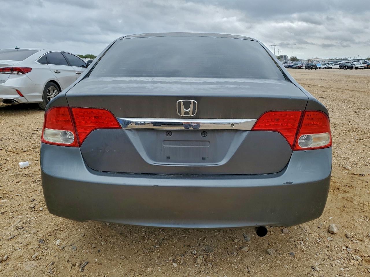 2009 Honda Civic Lx VIN: 19XFA16509E021712 Lot: 92105145