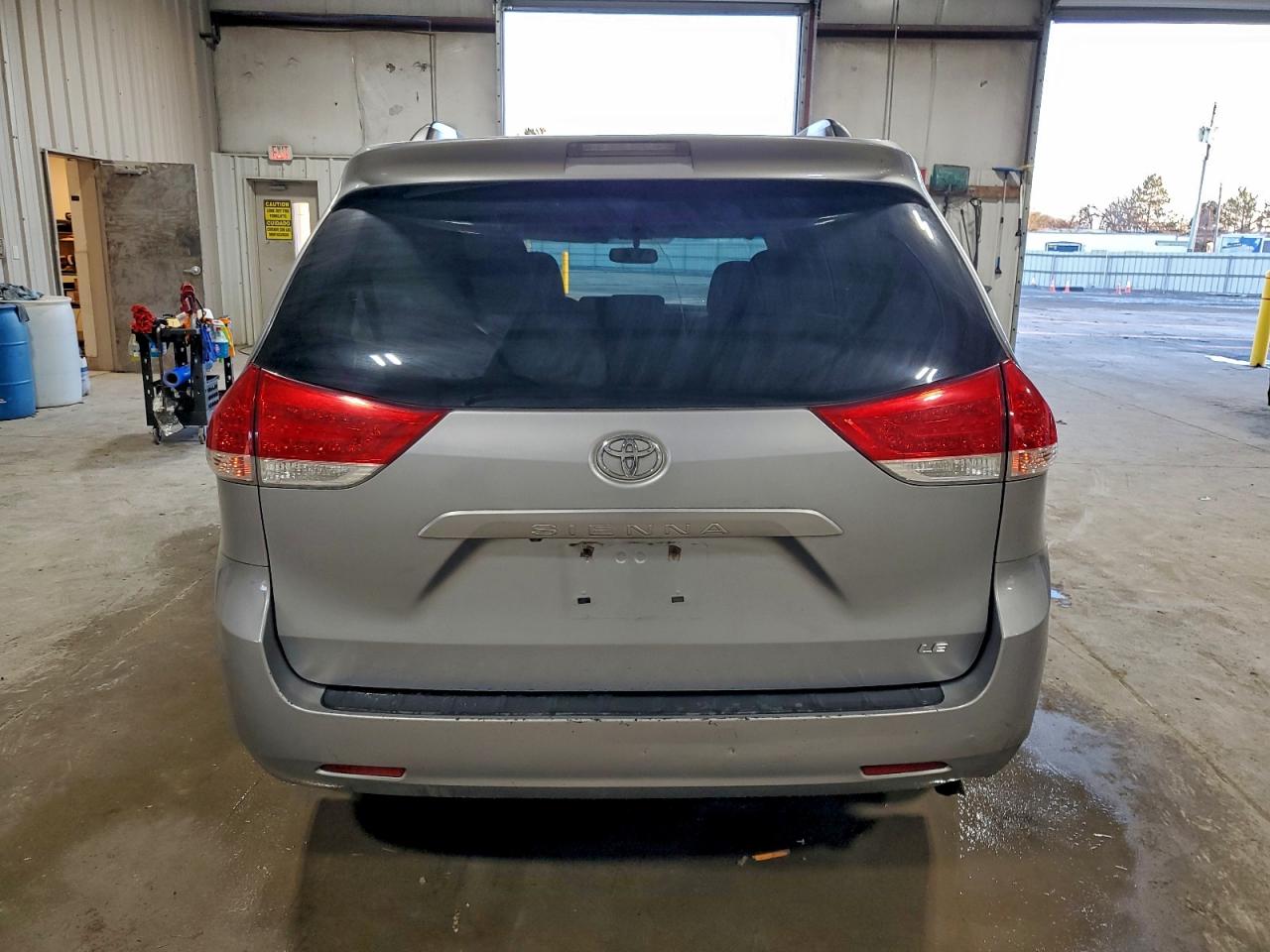 2014 Toyota Sienna Le VIN: 5TDKK3DC5ES476371 Lot: 94230505