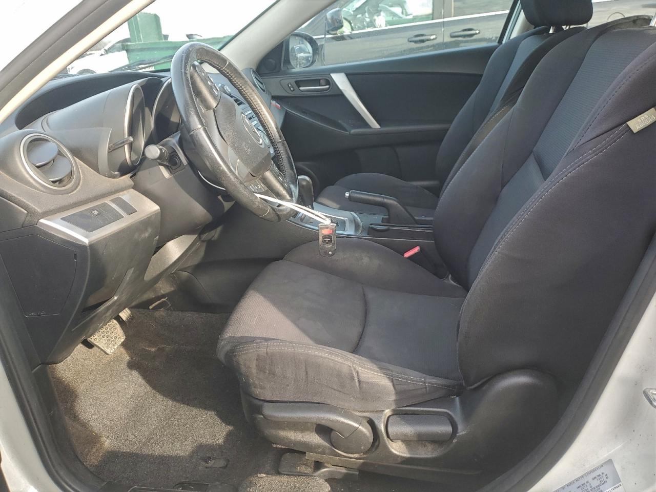 2011 Mazda 3 S VIN: JM1BL1K58B1457800 Lot: 93648365