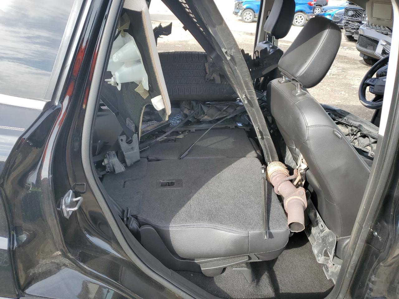 2018 Ford Escape Sel VIN: 1FMCU0HD9JUA21685 Lot: 92493175