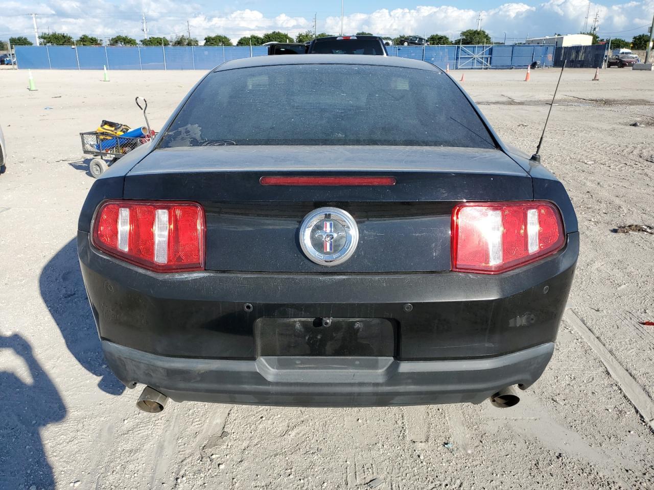 2012 Ford Mustang VIN: 1ZVBP8AM0C5206301 Lot: 93207505