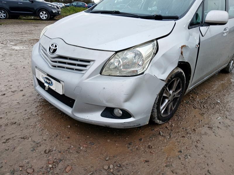 2010 TOYOTA VERSO 2.0 D-4D TR 5DR