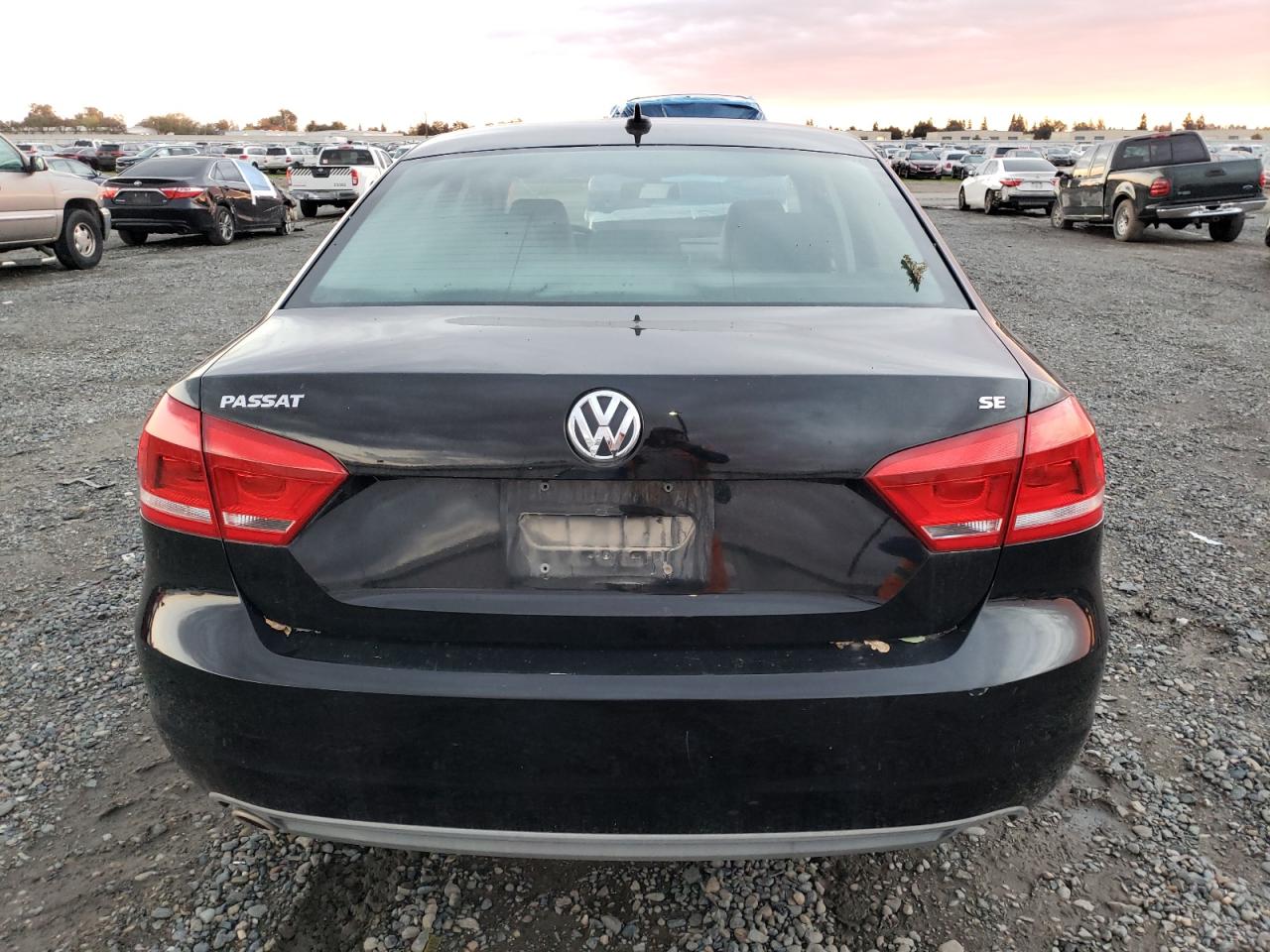 2013 Volkswagen Passat Se VIN: 1VWBP7A32DC015350 Lot: 93101065