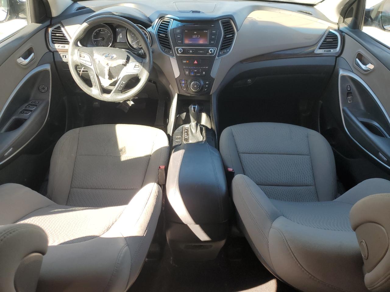 2018 Hyundai Santa Fe Sport VIN: 5XYZT3LB4JG569877 Lot: 92531935