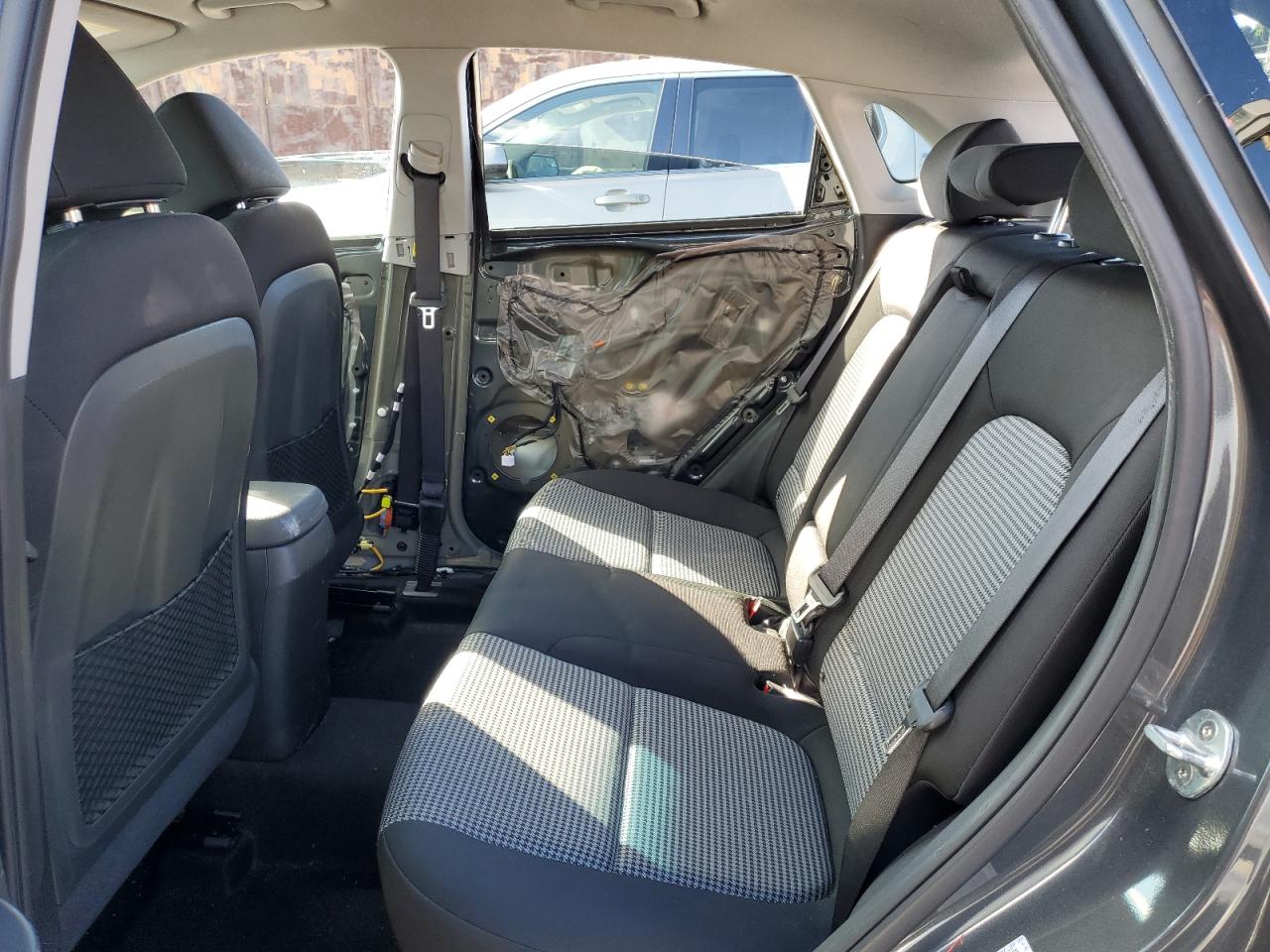 2020 Hyundai Kona Sel VIN: KM8K22AA1LU464235 Lot: 92753125