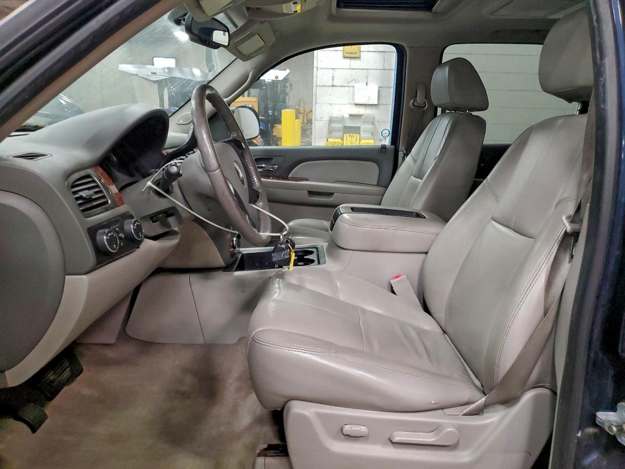 2008 Chevrolet Tahoe K1500 VIN: 1GNFK13047R241790 Lot: 94724475