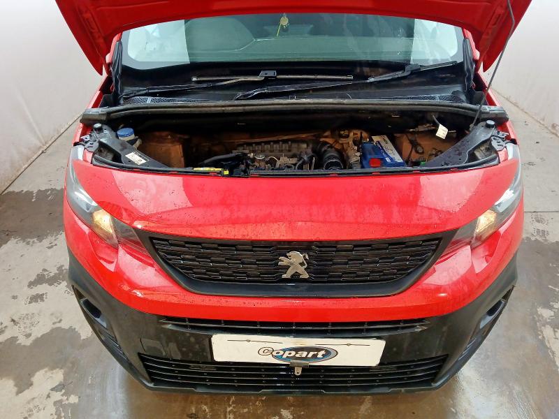 2019 PEUGEOT PARTNER S L2 