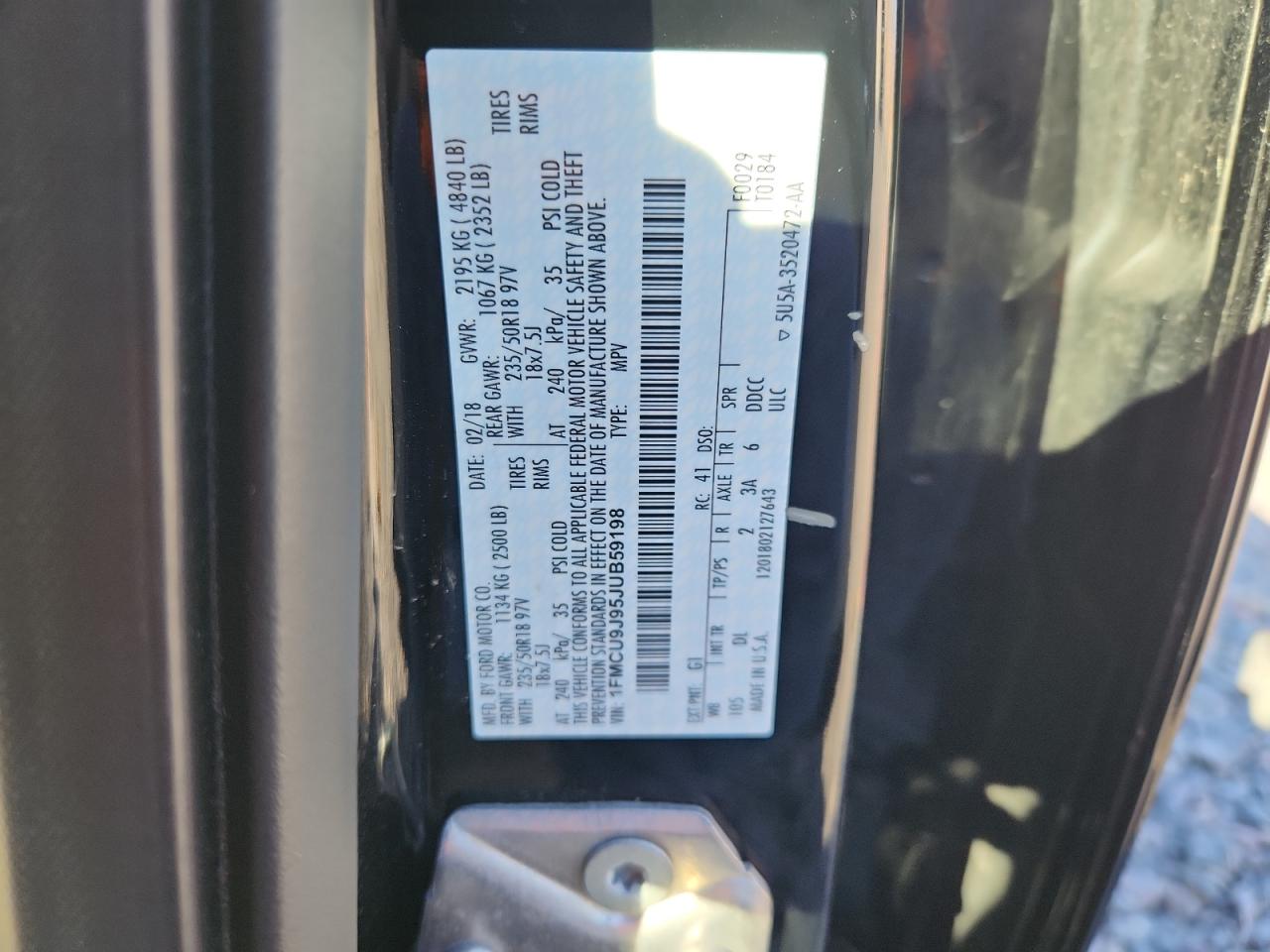 2018 Ford Escape Titanium VIN: 1FMCU9J95JUB59198 Lot: 92059875